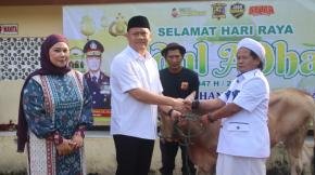 Polres Subang Salurkan Hewan Kurban, Perkuat Kebersamaan di Hari Raya Iduladha