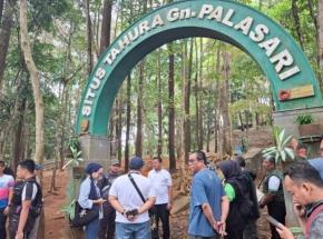 Menjaga Jejak Sejarah Sumedang, Menbud Fadli Zon Kunjungi Kawasan Cagar Budaya