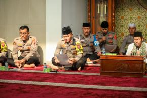 BINROHTAL PERSONEL POLRES KARAWANG, WUJUDKAN ANGGOTA POLRI YANG BERIMAN DAN HUMANIS