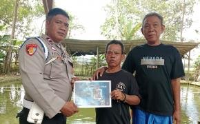 Polsek Banyusari Melaksanakan Sosialisasi QR Barcode ke Masyarakat Pengaduan Divisi Propam Polri Bidpropam Polda Jabar