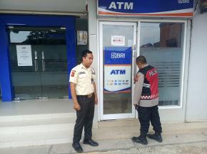 Polsek Tempuran Pantau Keamanan Obvit Perbankan, melalui Patroli Presisi Rutin Siang tadi.