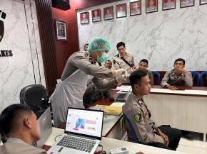 Tingkatkan Profesionalitas, Biddokkes Polda NTB Gelar Pelatihan Pengambilan Sampel Rambut