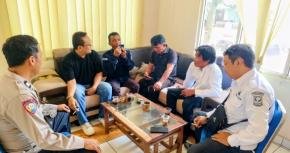 Babinkamtibmas Polsek Klari Ramah Tamah Silaturahmi Kamtibmas di Kantor Desa Belendung