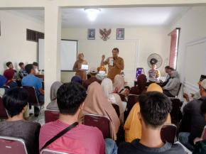 Polsek Kotabaru Monitoring Kegiatan Sosialisasi dan Simulasi Pilkades Sarimulya