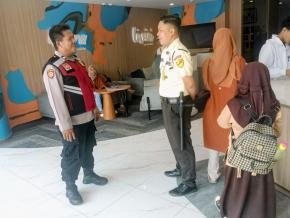 Personil Polsek Telagasari Laksanakan Patroli Rutin di Sekitar Bank dan Objek Vital Antisipasi Gangguan Kamtibmas