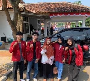 Dosen dan Mahasiswa Politeknik TMKM Turut Serta Upacara Memperingati HUT RI ke-80 di Kecamatan Kotabaru