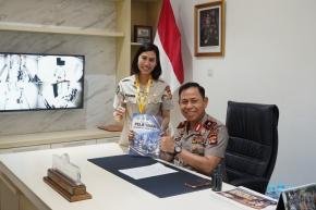 PERKUAT LAYANAN INFORMASI PUBLIK, PEMBINA NI KOM. THREE AYU JUNIARTINI GAGAS STRATEGI “PINTAR” DI POLDA NTB