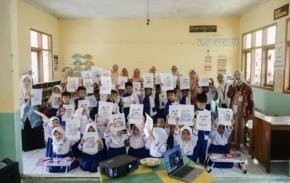 Jauh dari Pusat Kota, Anak-anak Rajadesa Ciamis Diajak Bijak Bersahabat dengan Gawai