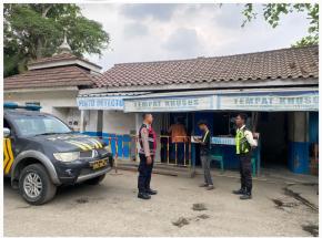 Polsek Pangkalan Rutin Laksanakan Patroli Preventif, Jaga Keamanan dan Ketertiban PT. KPSS