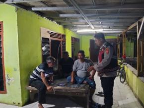 Bripka Sholihin Anggota Polsek Batujaya ajak Masyarakat untuk Ciptakan Keamanan dan Ketertiban Masyarakat