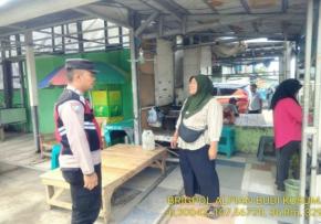 Upaya Brigadir Alpian Prekat Polsek Banyusari Sosialisasikan Bahaya TPPO