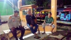 Bhabinkamtibmas Desa Cibalongsari Ajak Warganya Rutinkan Siskamling