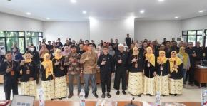 Sekda Subang H. Asep Nuroni Buka Sosialisasi Evaluasi Kinerja Penyelenggaraan Pelayan Publik 2025