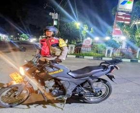 Terus Berupaya Kunjungi SPBU, Prekat Polsek Banyusari Berikan Rasa Aman