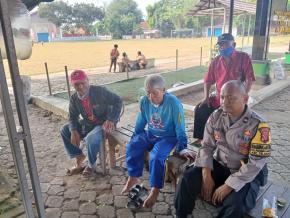 Bhabinkamtibmas Polsek Telagasari Ajak Warga Lebih Waspada Terhadap TPPO