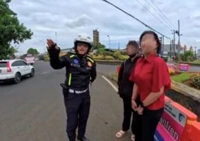 Patroli Simpatik, Potret Polantas di Karawang Menyapa Pelanggar Lalu Lintas melalui Edukasi Kamseltibcarlantas