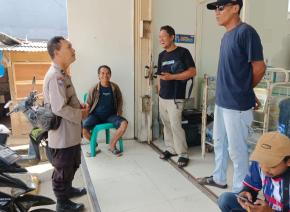 Cegah Aksi TPPO Sigap Personel Polsek Tegalwaru Edukasi dan Sambangi Warga