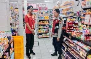 Upaya Giat Patroli Perekat Supermarket Alfamart Gempol Guna Antisipasi Kejahatan