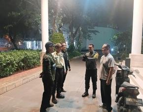 Polisi Gelar Patroli Perintis, Ajak Security untuk Jaga Keamanan di Kantor Marketing Gallery Grand Taruma