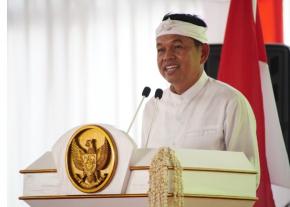 Gubernur Jabar KDM dan Bupati Indramayu Lucky Hakim Luncurkan Nyari Gawe, Aplikasi Pencari Kerja Anti Percaloan, Efektif, dan Transparan