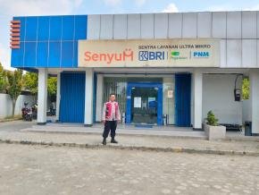 Anggota Polsek Batujaya Ciptakan Keamanan di Bank BRI Unit Batujaya dan mengantisipasi terjadinya Pencurian/Pembobolan ATM