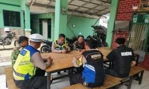Personil Polsek Klari Malaksanakan Komunikasi Intensif Bahas Kamtibmas Bersama Anggota Koramil