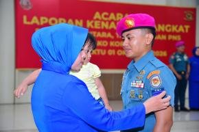 86 PRAJURIT DAN PNS MAKO KORMAR NAIK PANGKAT, DANDENMA TEKANKAN DEDIKASI DAN LOYALITAS