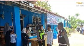 Kapolsek Lemahabang Gelar Jumat Curhat Di Lembaga Pendidikan