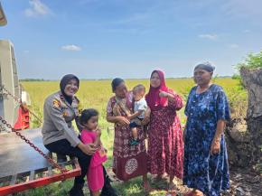 Polsek Purwasari Polres Karawang Gelar Jum