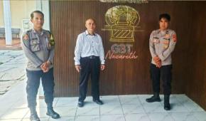 Berikan Rasa Aman dan Nyaman, Polsek Rengasdengklok Berikan Pengamanan Gereja Bhetel Thabernakel (GBT)