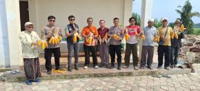 Panen Jagung Hibrida di Desa Cimahi, Polsek Klari Kembali Buktikan Komitmen Swasembada Pangan 2025