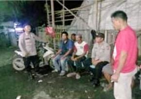 Anggota Polsek Pedes Tingkatkan Patroli Dinihari Sambangi Masyarakat