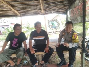 Bhabinkamtibmas Polsek Telagasari Gelar Penyuluhan Cegah Kenakalan Remaja di Desa Binaan