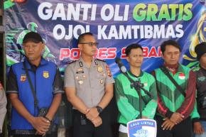 POLRES SUBANG GELAR GANTI OLI GRATIS UNTUK 100 DRIVER OJOL, PERKUAT SINERGI JAGA KAMTIBMAS