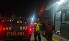 Antisipasi Potensi Gangguan Kamtibmas, Personil Polsek Klari Lakukan Patroli di Terminal Klari