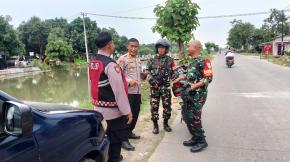 Sinegritas TNI-POLRI dilakukan Oleh Kapolsek Batujaya dan Danramil Batujaya