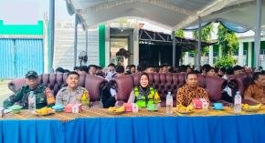 Kapolsek Lemahabang Gelar Jumat Curhat Bersama Lembaga Pendidikan