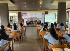 Pelaku Wirausaha Kota Sukabumi Baru Dilatih Memanfaatkan Media Sosial Untuk Memasarkan Produk