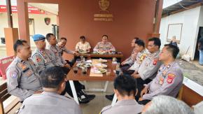 Kapolsek Kotabaru Pimpin Anev Mingguan Rutin Wujud Penguatan dan Pengawasan Personil