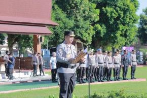 Kapolda NTB Pimpin Upacara Hari Kesadaran Nasional, Beri Penghargaan kepada Personel Berprestasi