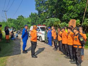 Diduga Bunuh Diri, Pria Lompat ke Sungai Citarum di Klari -Tim SAR Gabungan Lakukan Pencarian