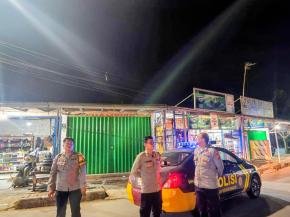 Patroli Prekat Malam Hari, Polsek Rengasdengklok Polres Karawang Menyasar Jalan raya Kutagandok