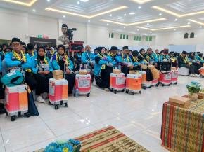 Polisi Amankan dan Kawal Keberangkatan Jamaah Haji Kloter 10 Asal Mataram