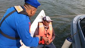 Tekankan Patroli, Dirpolairud Polda NTB Himbau Keselamatan di Laut Kepada Para Nelayan