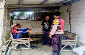 Anggota Polsek Banyusari Melaksanakan Sosialisasikan Bahaya TPPO di Wilayah Binaan