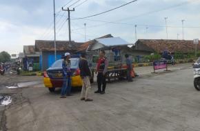 Personil Samapta Polsek Klari Patroli Humanis Jumpai Juru Parkir, Ingatkan Pesan Kamtibmas