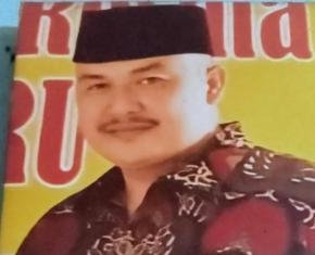 Di Hari Fitri, Edi Jumala Ajak Warga Cikampek Barat Pererat Kebersamaan