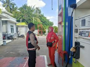 Upaya Patroli ke Objek Vital, Dilaksanakan oleh Personil Polsek Tempuran Res Karawang di Giat Patroli Rutin Hariannya