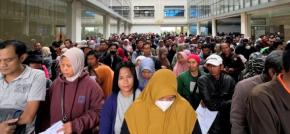 Diserbu Sejak Dini Hari, Kuota Mudik Gratis Karawang Ludes dalam Dua Jam