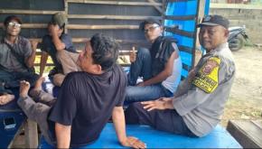 Bhabinkamtibmas Polsek Klari Sambangi Pangkalan Ojeg